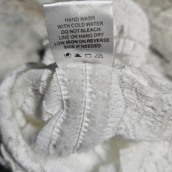 White Lace Bandeau Crop Top by Papaya – Size M - Picture 7 of 9